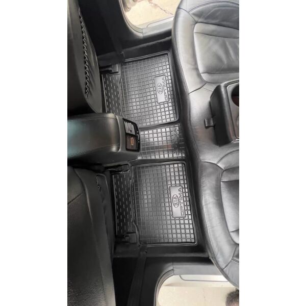 Килимки в салон Kia Optima 2010-2015 гумові, чорні (AVTO-Gumm)