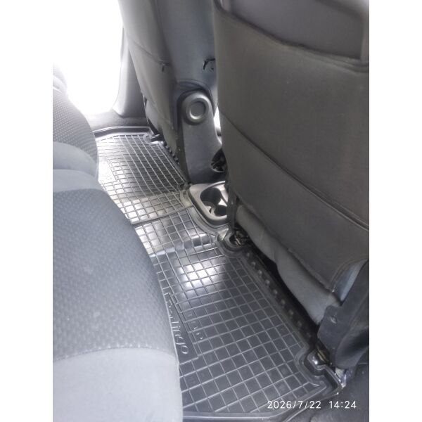Автомобильные коврики в салон Citroen Berlingo 08-/Peugeot Partner 08- с подлокотником (Avto-Gumm)