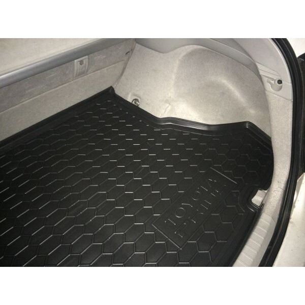 Автомобильный коврик в багажник Toyota Prius 2010- (Avto-Gumm)