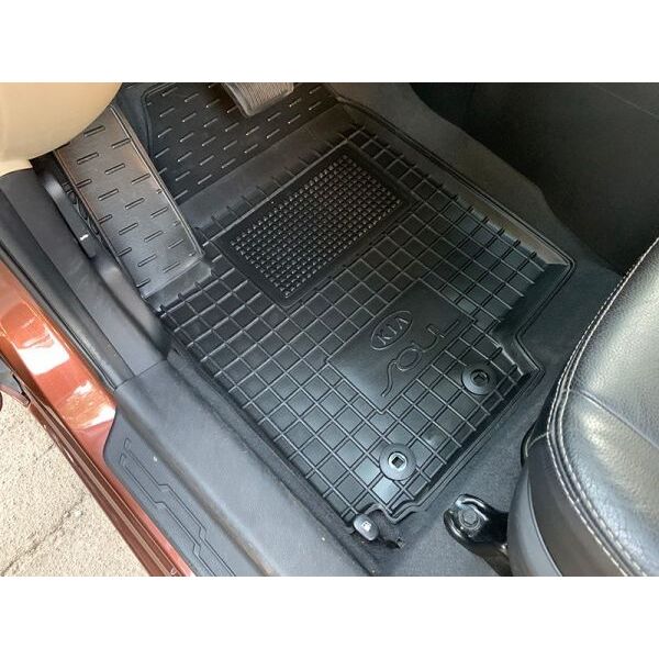 Передні килимки в автомобіль Kia Soul 2008-2014 (Avto-Gumm)