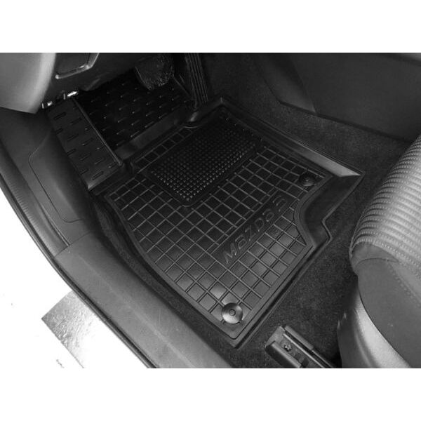 Передні килимки в автомобіль Mazda 3 2014- (Avto-Gumm)