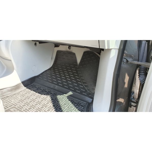 Автомобильные коврики в салон Chevrolet Bolt EV 2016- (Avto-Gumm)