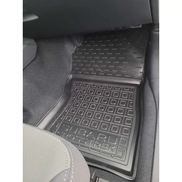 Коврики в салон Subaru Crosstrek 2023- резиновые, чёрные (AVTO-Gumm)