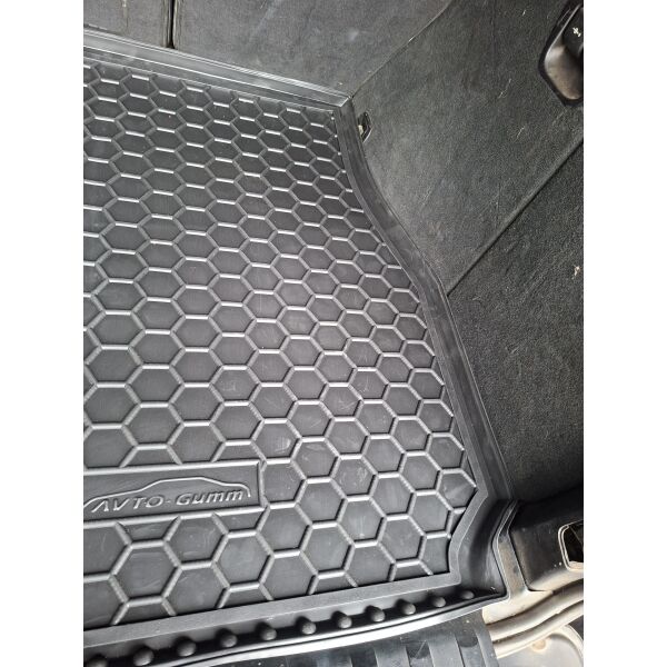 Килимок в багажник BMW X5 (E53) 2000-2007 гумовий, чорний (AVTO-Gumm)