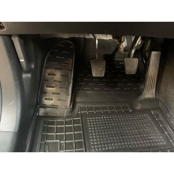 Передні килимки в автомобіль Kia Soul 2014- (Avto-Gumm)