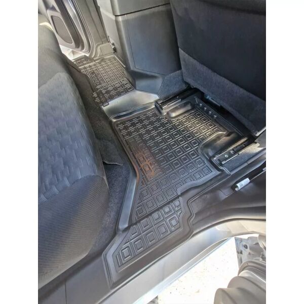Коврики в салон Mitsubishi L200 2024- Invite резиновые, чёрные (AVTO-Gumm)