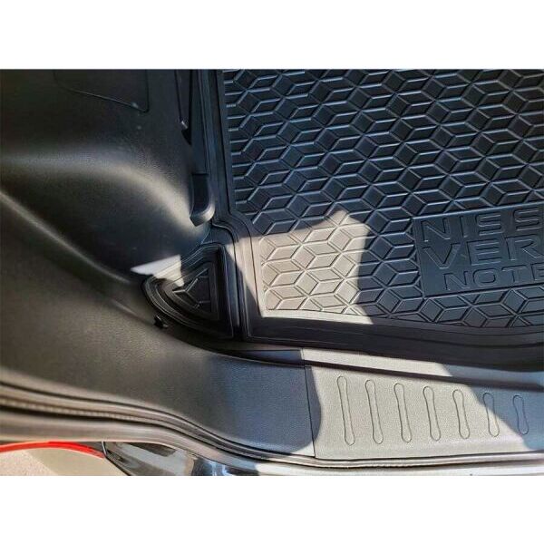 Автомобільний килимок в багажник Nissan Versa Note 2013-2019 (AVTO-Gumm)