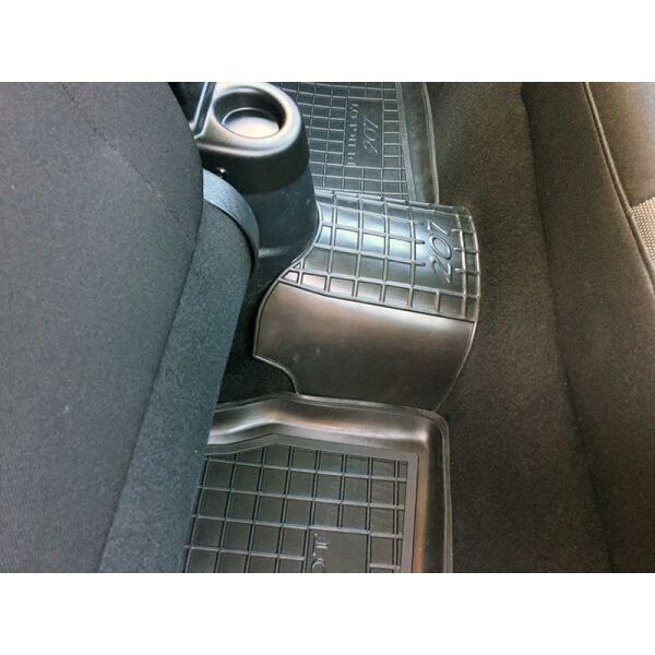 Автомобільні килимки в салон Peugeot 207 2006-2012 (Avto-Gumm)
