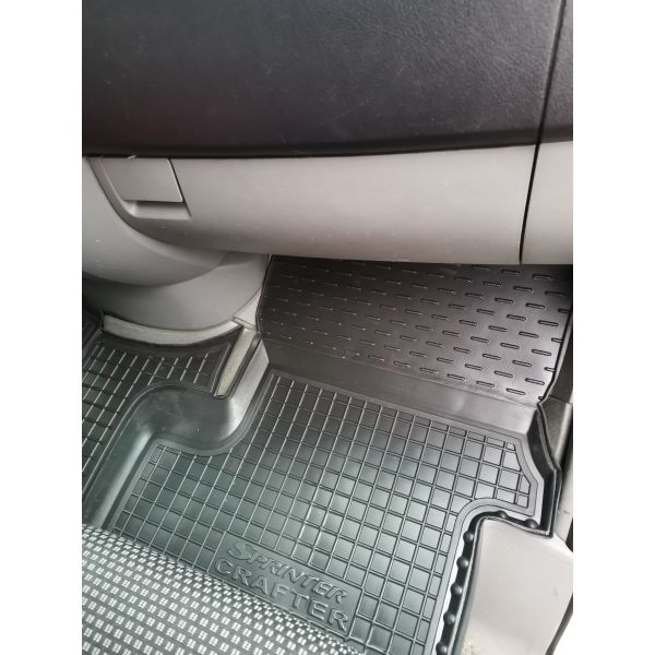 Автомобільні килимки в салон Mercedes Sprinter (W906) 06-/Volkswagen Crafter 06- (Avto-Gumm)