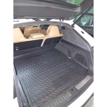 Коврик в багажник Luxeed R7 2024- верхняя полка, с сабвуфером резиновый, чёрный (AVTO-Gumm)