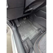 Коврики в салон Seat Leon 2020- MHEV резиновые, чёрные (AVTO-Gumm)