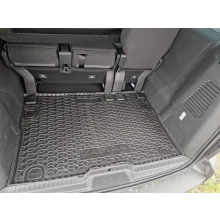 Коврик в багажник Opel Zafira Life 2019- Enjoy, L3, с продольной регулировкой резиновый, чёрный (AVTO-Gumm)