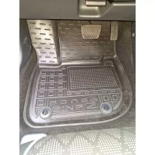 Килимок водійський Honda eNP2 2024- гумовий, чорний (AVTO-Gumm)